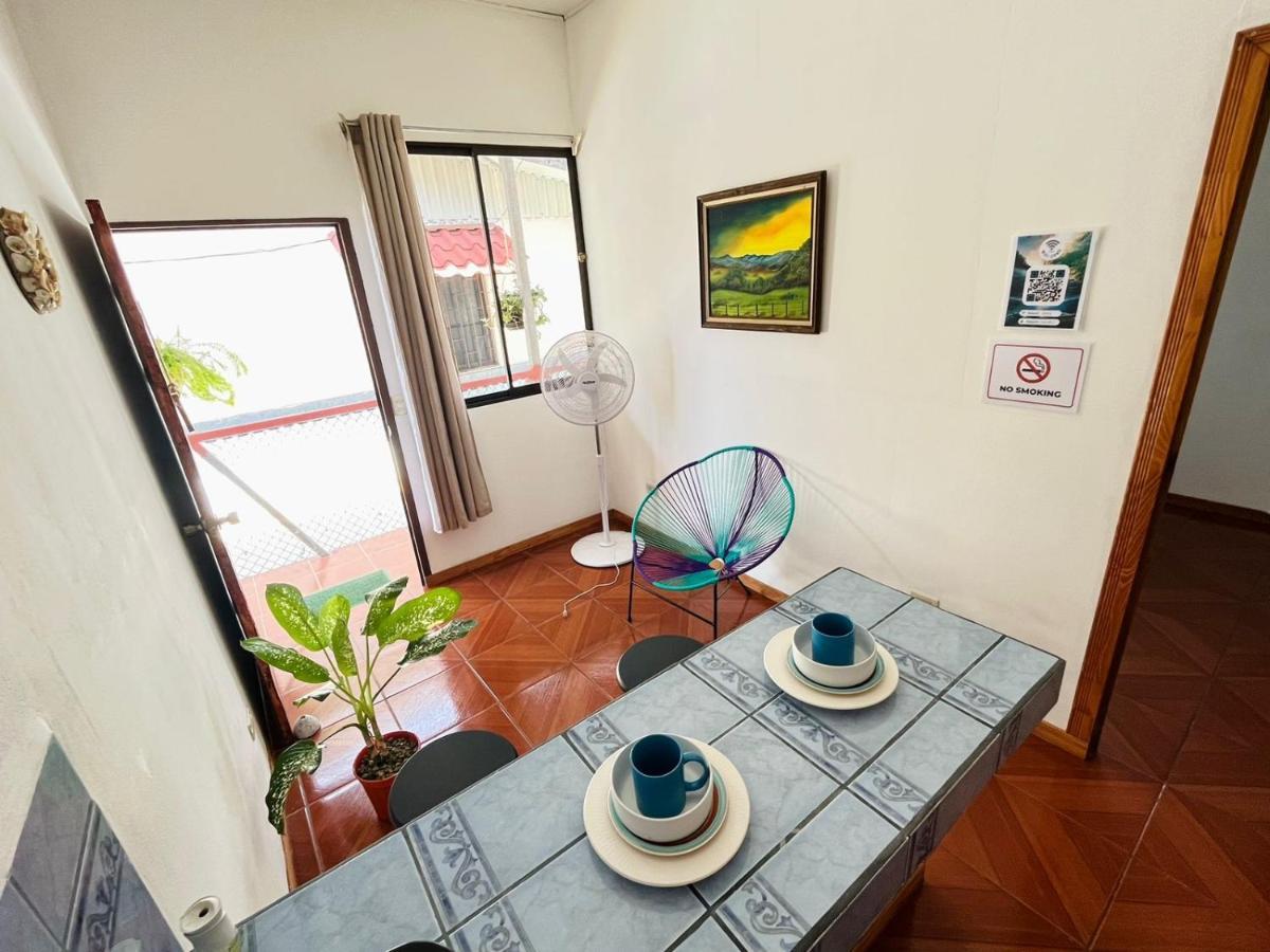 Appartement Mochis à Quepos Extérieur photo