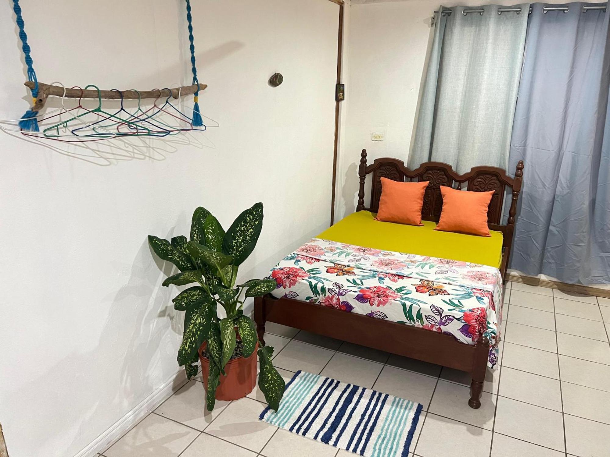 Appartement Mochis à Quepos Extérieur photo