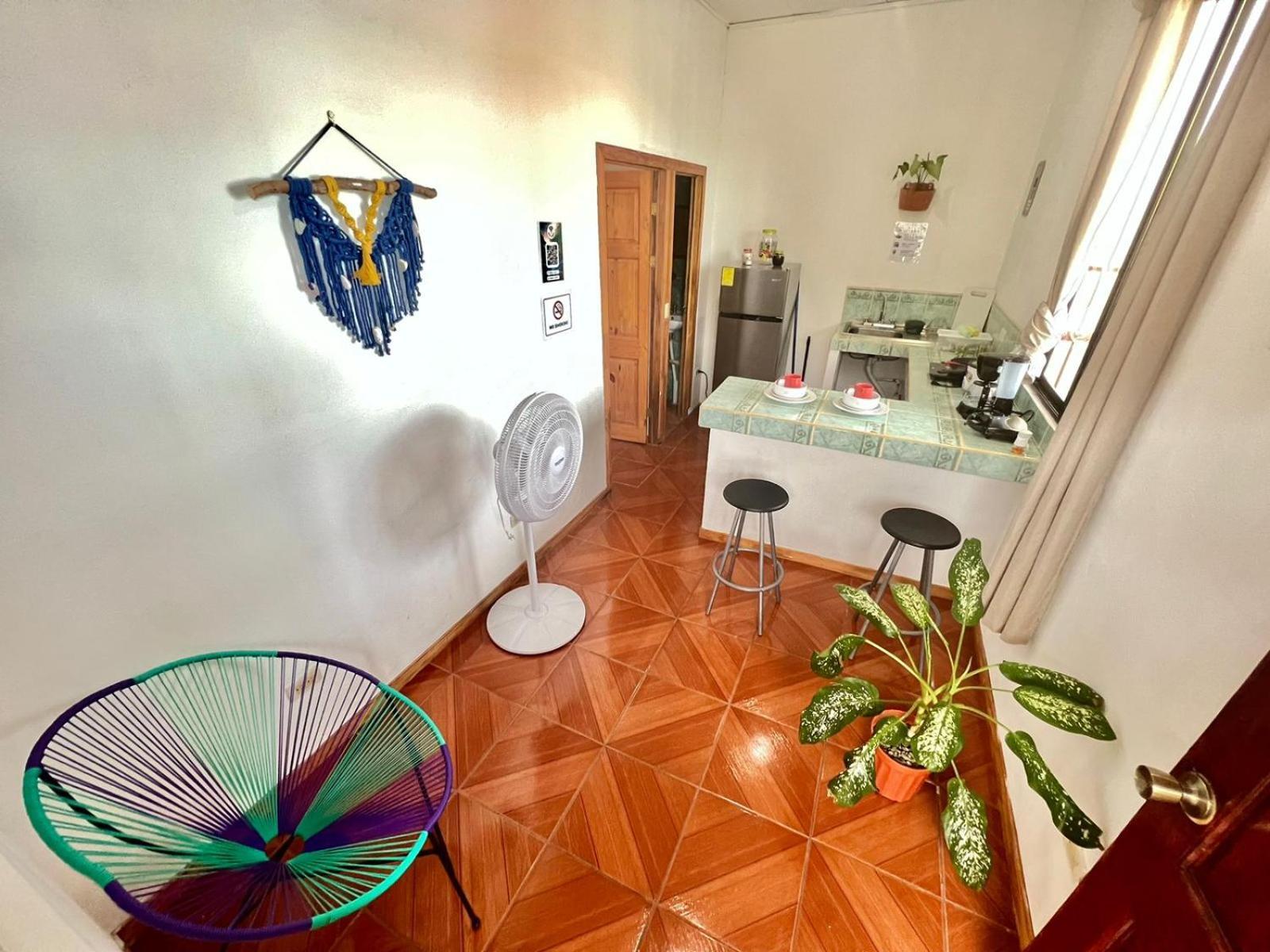 Appartement Mochis à Quepos Extérieur photo