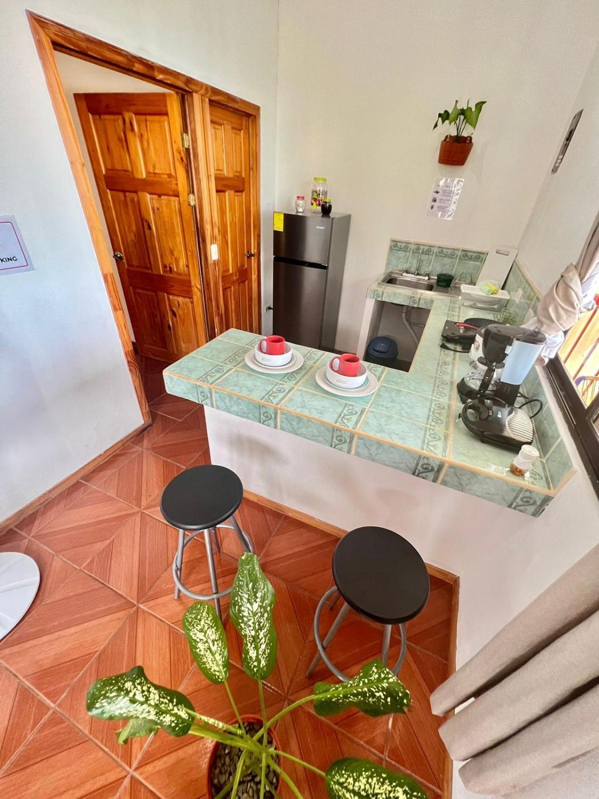 Appartement Mochis à Quepos Extérieur photo