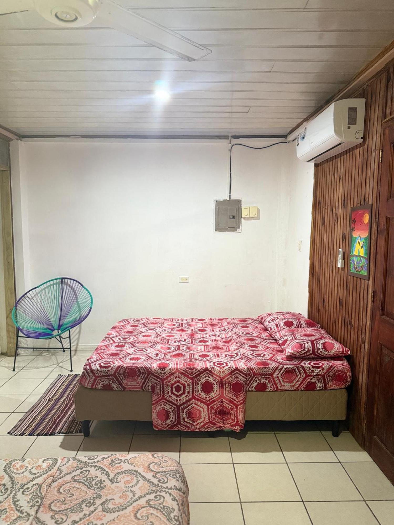 Appartement Mochis à Quepos Extérieur photo